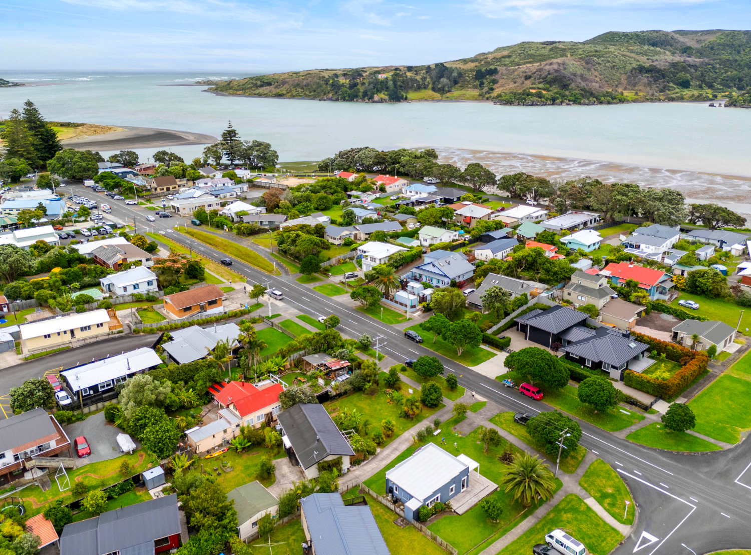 RAGLAN RENOVATORS DREAM