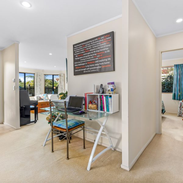 19 Angel Way, Stanmore Bay study