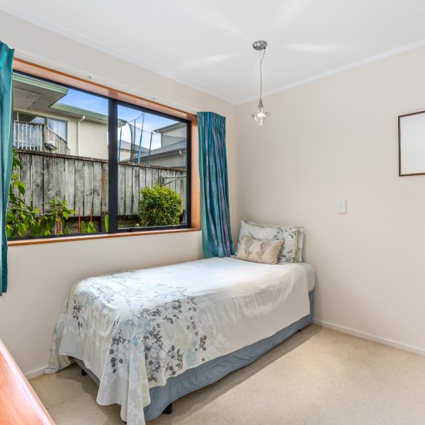 19 Angel Way, Stanmore Bay bedroom