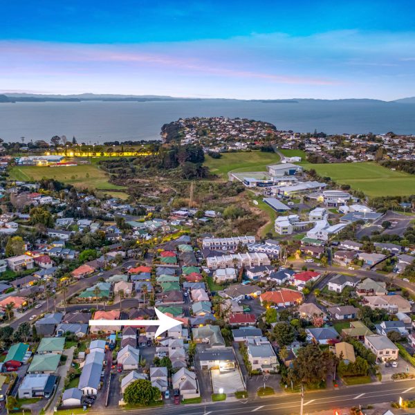 Drone footage of 19 Angel Way, Stanmore Bay